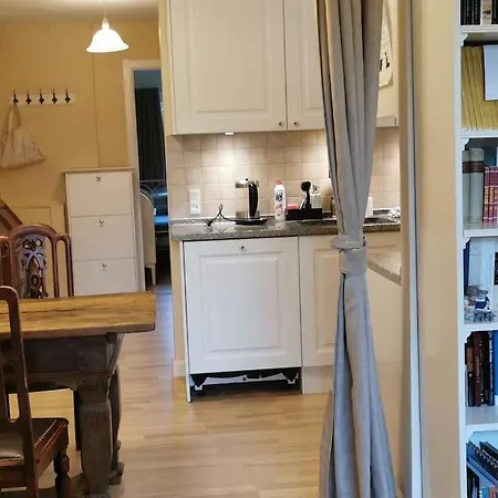 Classic Groundfloor With Patio Close To Metro Kopenhagen